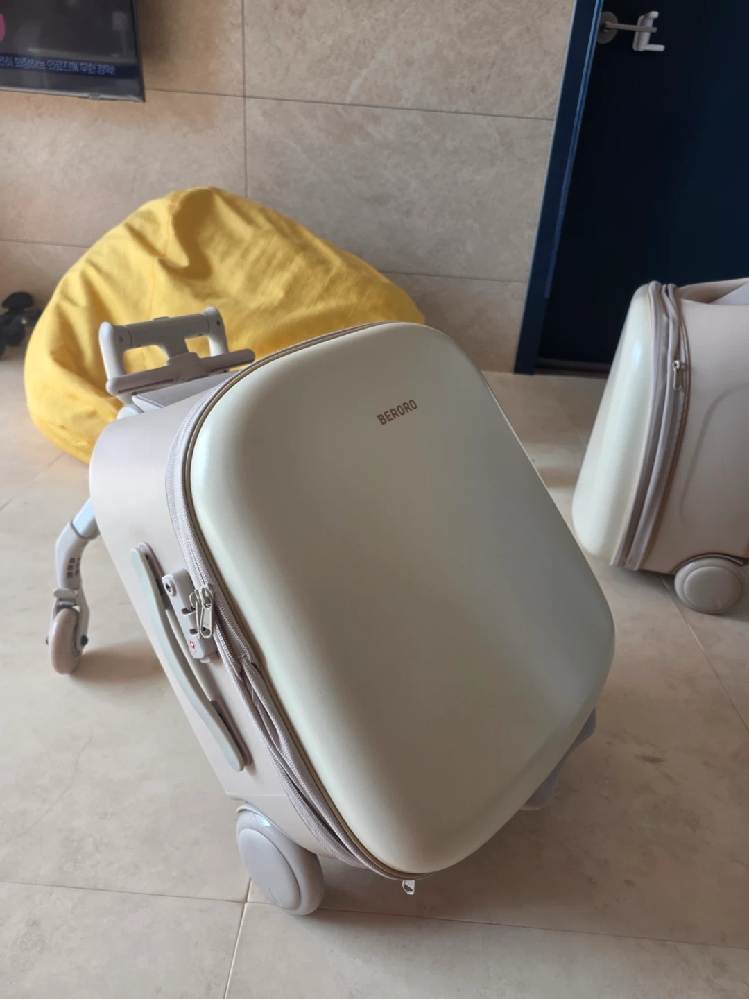 베로로 아동용 캐리어 (트라이크 캐리어) | 유아동 | 당근 중고거래