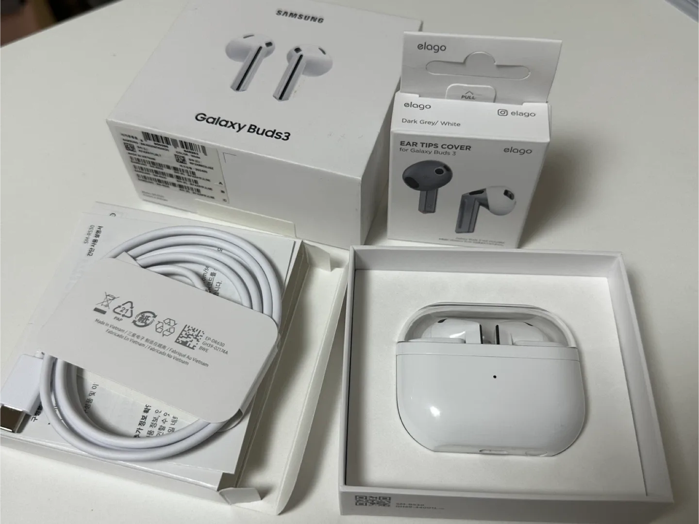 갤럭시 버즈3 화이트 + 엘라고 팁 커버 중고
