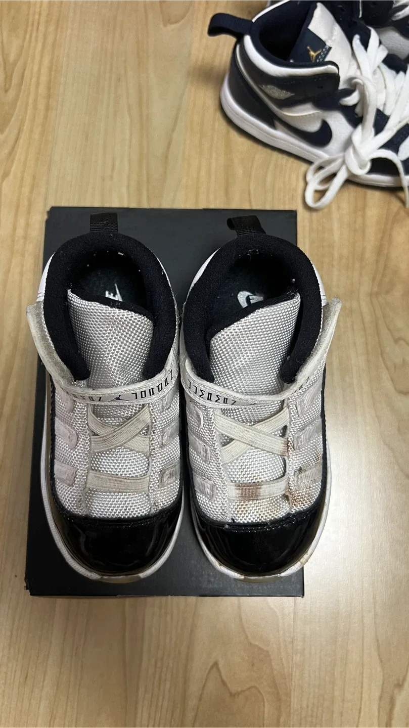 나이키 토들러 중고 신발 140사이즈