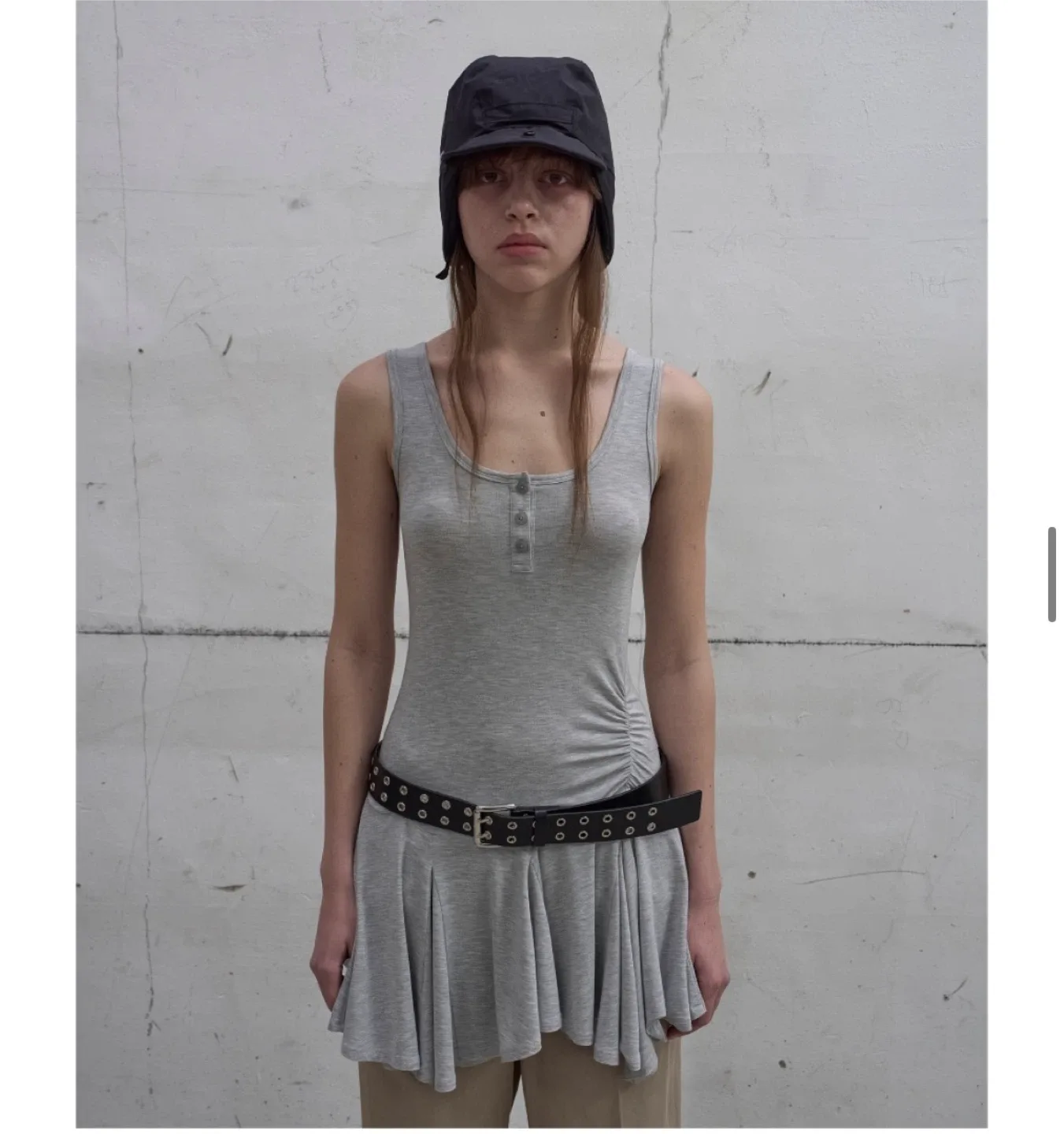 1회착) LCDC 프릴 슬리브리스 SS 멜란지그레이