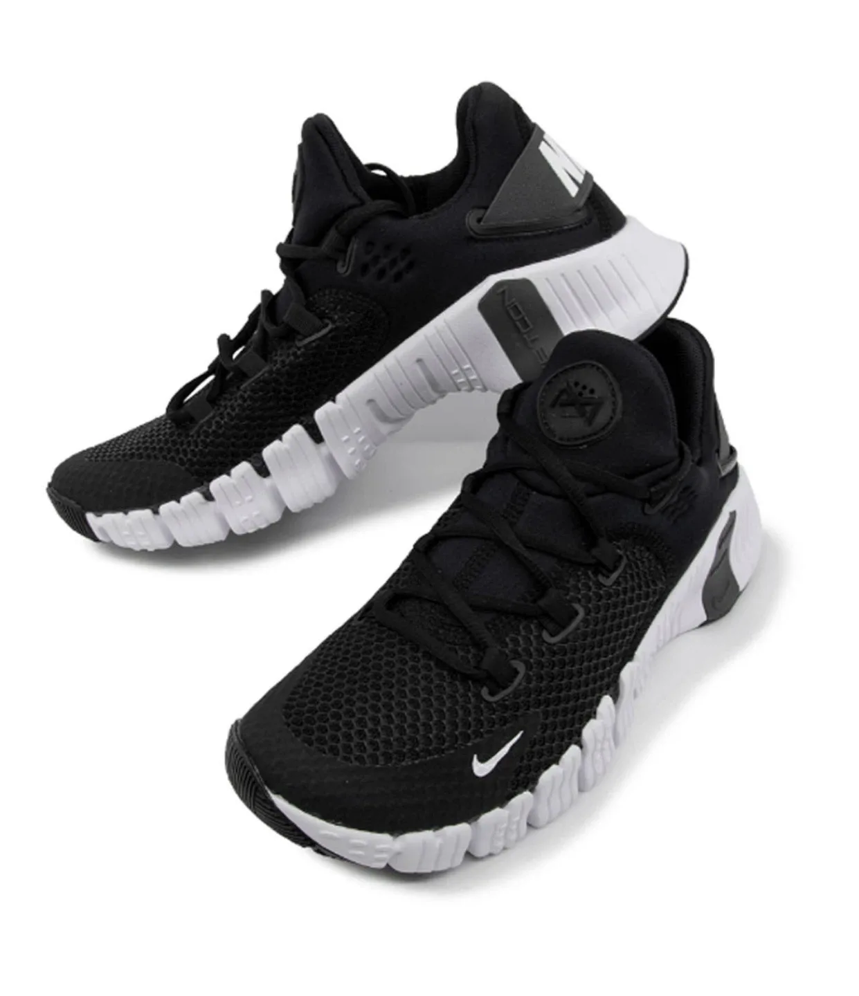 나이키 프리 메트콘 블랙 245 팝니다