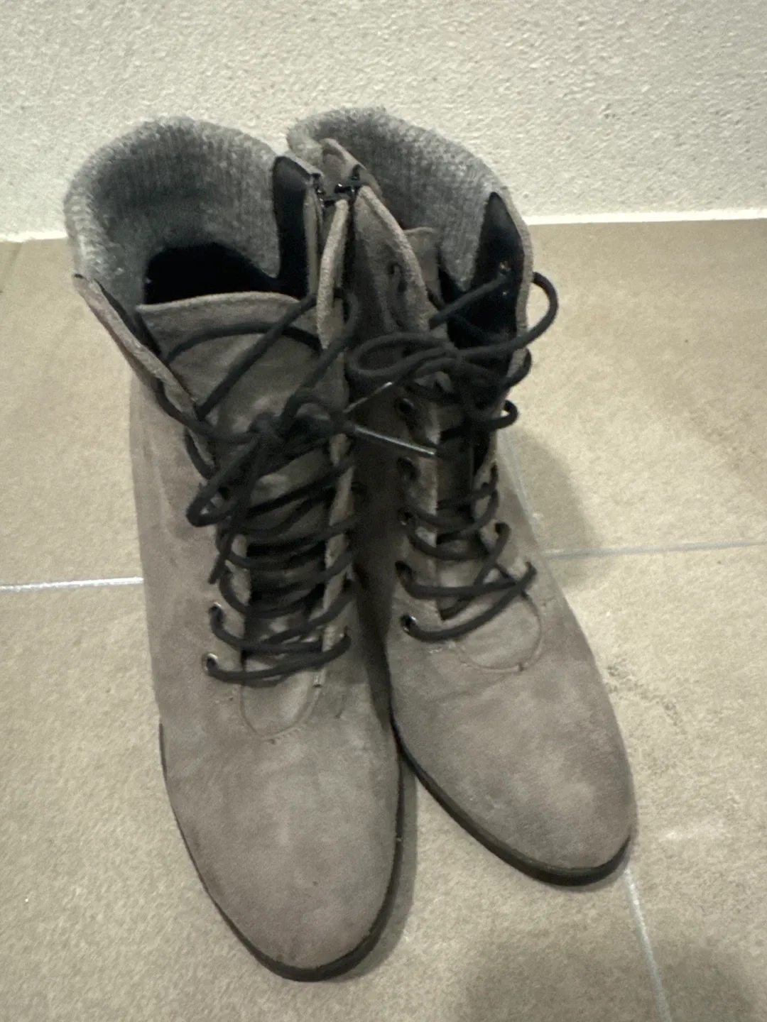 레이스업 앵클 부츠 240mm