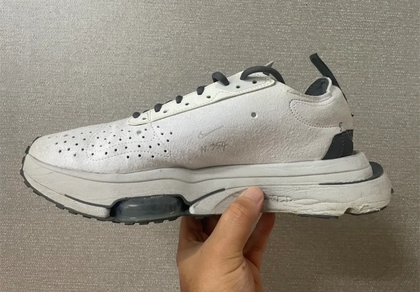 [중고] 나이키 에어 줌 타입 서밋 화이트  N354라인 사이즈 275