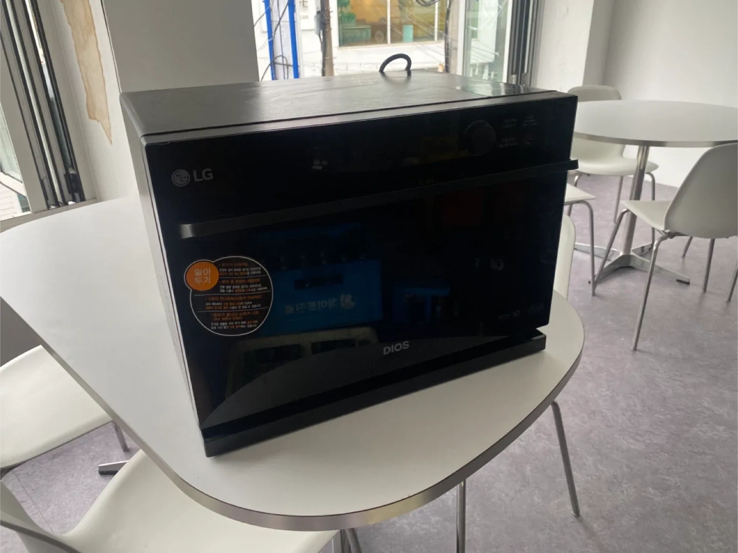 👉 LG DIOS 광파오븐 ML32BW1 (중고, 네고 가능)