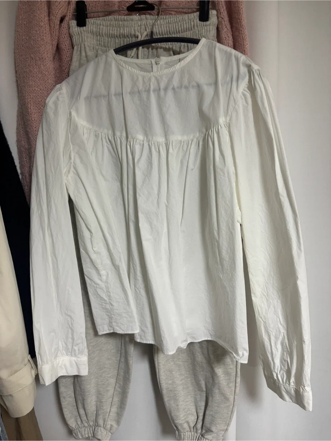 화이트 블라우스 중고