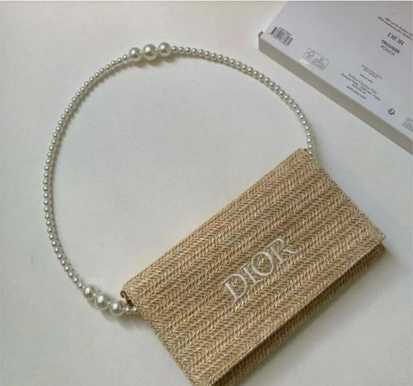 Dior 진주 스트로 클러치(새상품)마지막가격내림