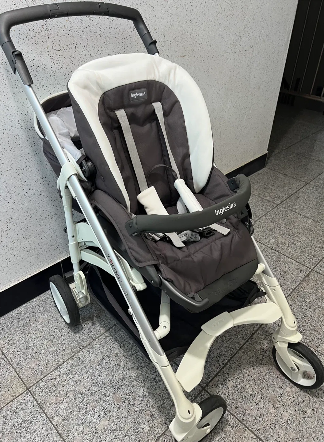 잉글레시나 트릴로지 디럭스 유모차(재당근)