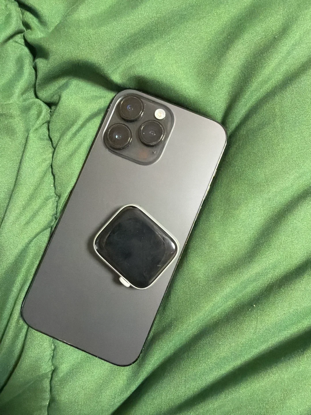 아이폰 14pro max 256GB+애플워치 SE 44mm 팝니다.