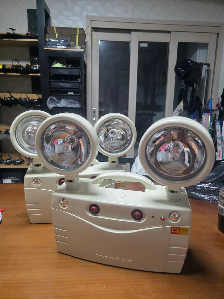 (재송동)동양 서치라이트BB-2  2대 일괄판매