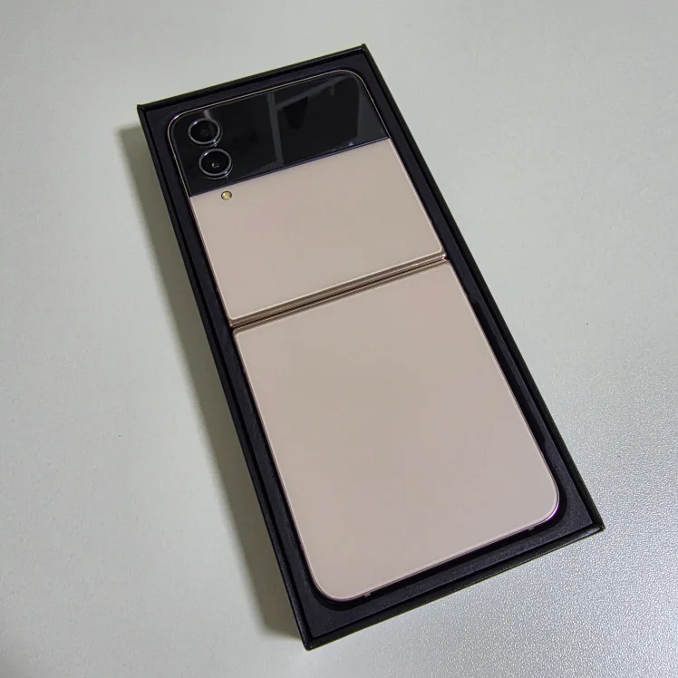 갤럭시 Z Flip 4 핑크골드 256