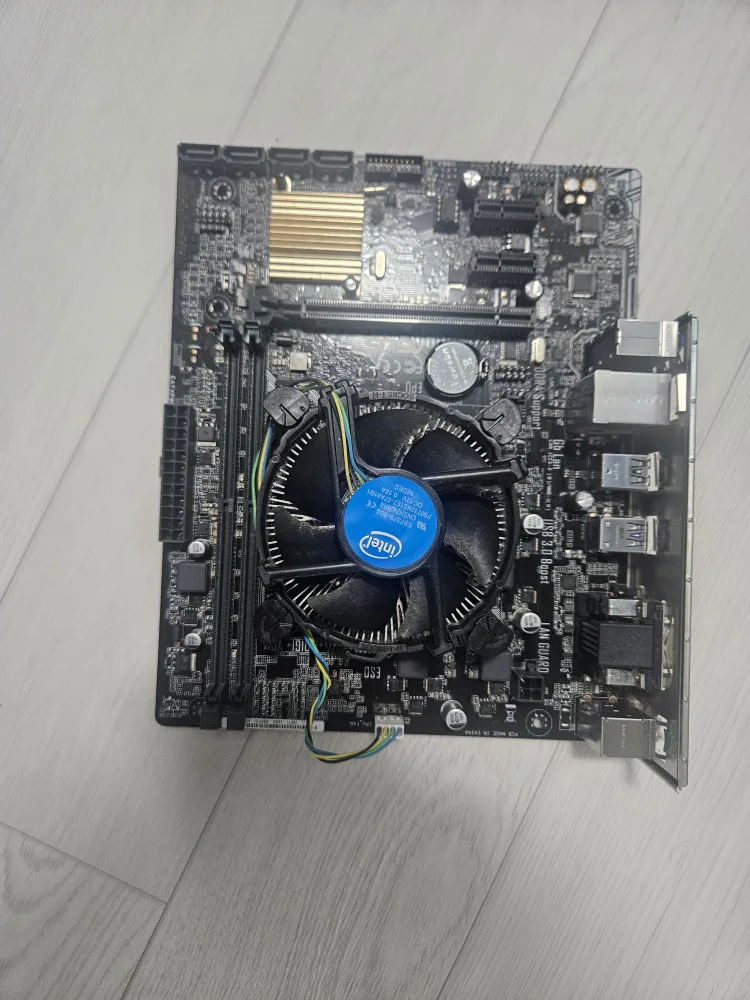 CPU 15-7500 + H110M 메인보드 (중고)