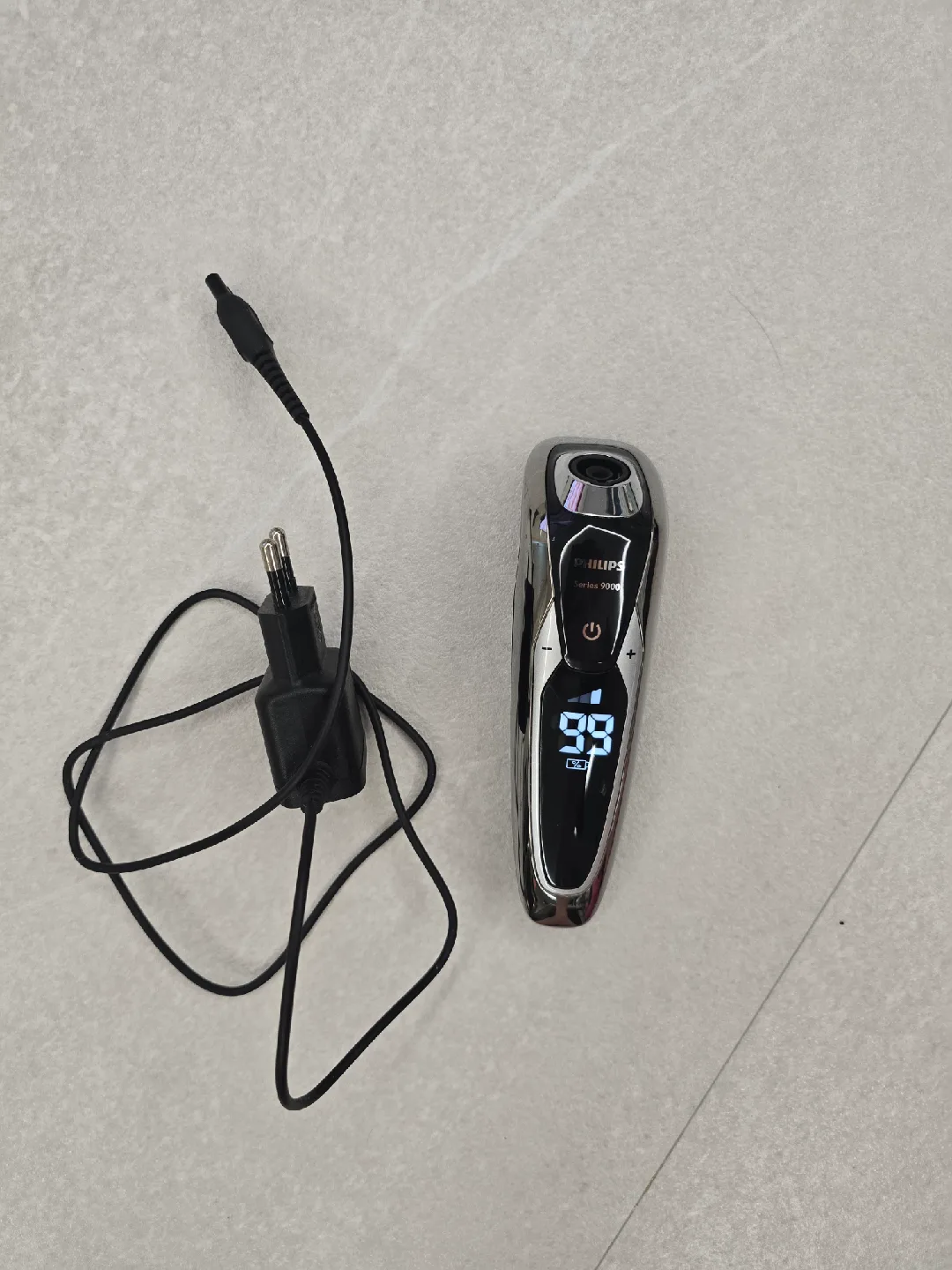 필립스 S9751 면도기 몸통만 팔아요.