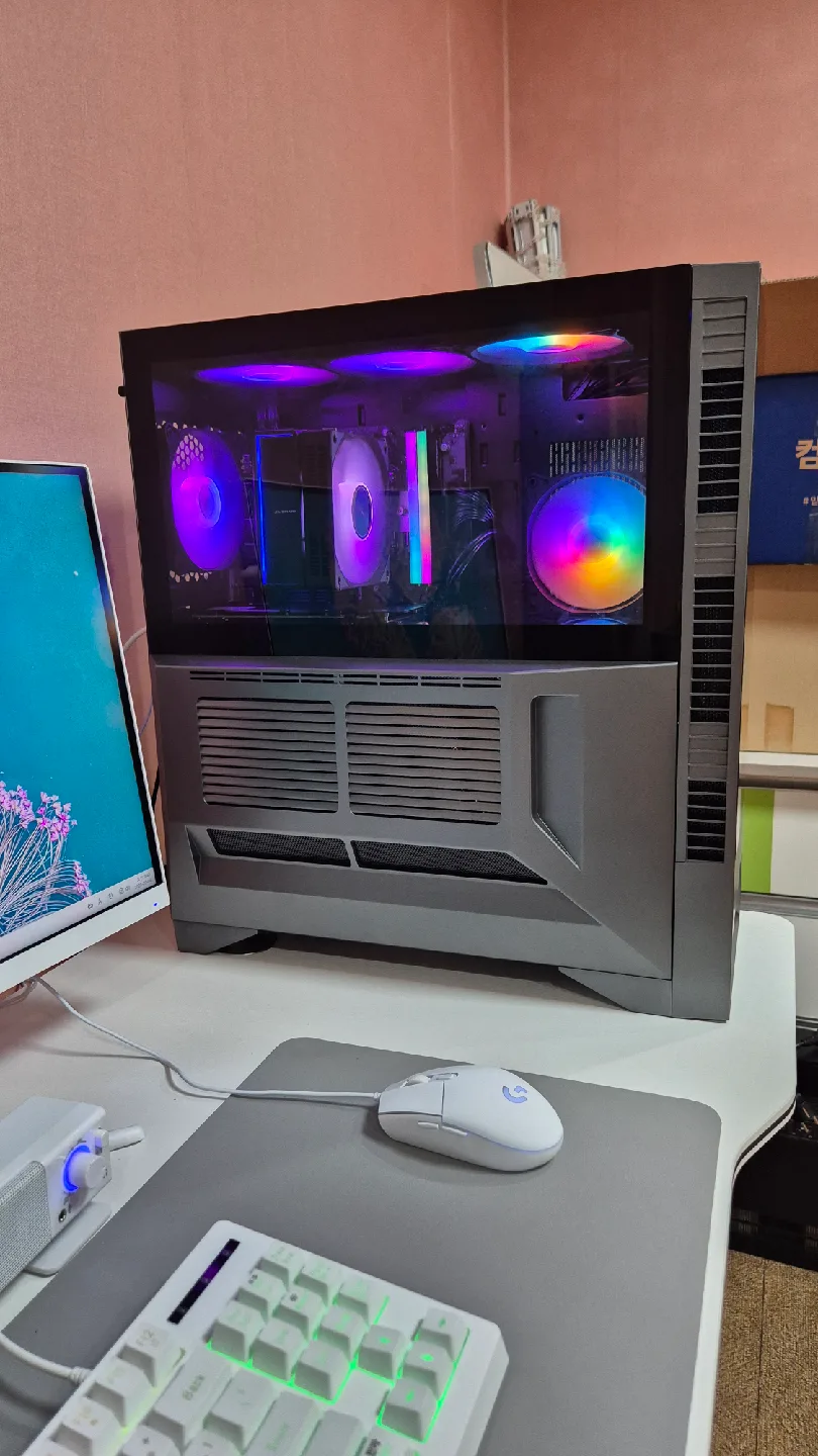 중고❌️ 새상품 고사양 게이밍 빅타워 블랙 본체 rx9060xt