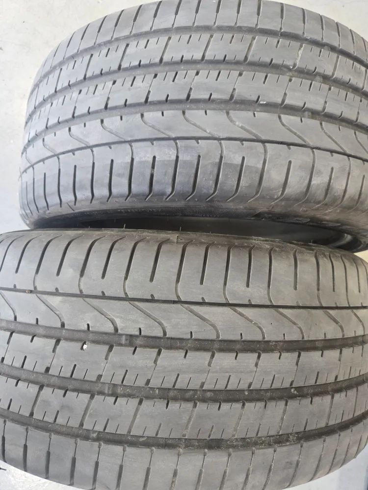 275 35 20 중고타이어 2본 판매합니다