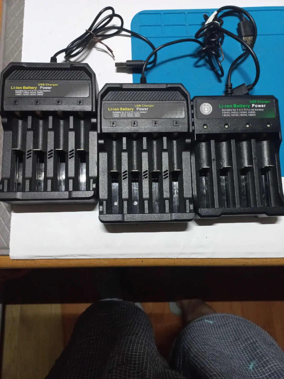 18650 충전기 중고, 절반 가격 3개 만원