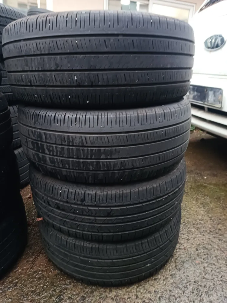 중고 타이어 4개 있습니다