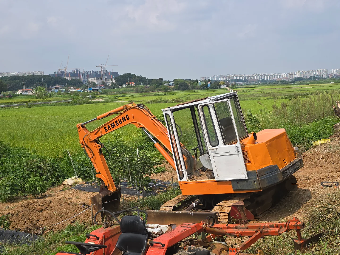 농장용 삼성 중고 굴삭기