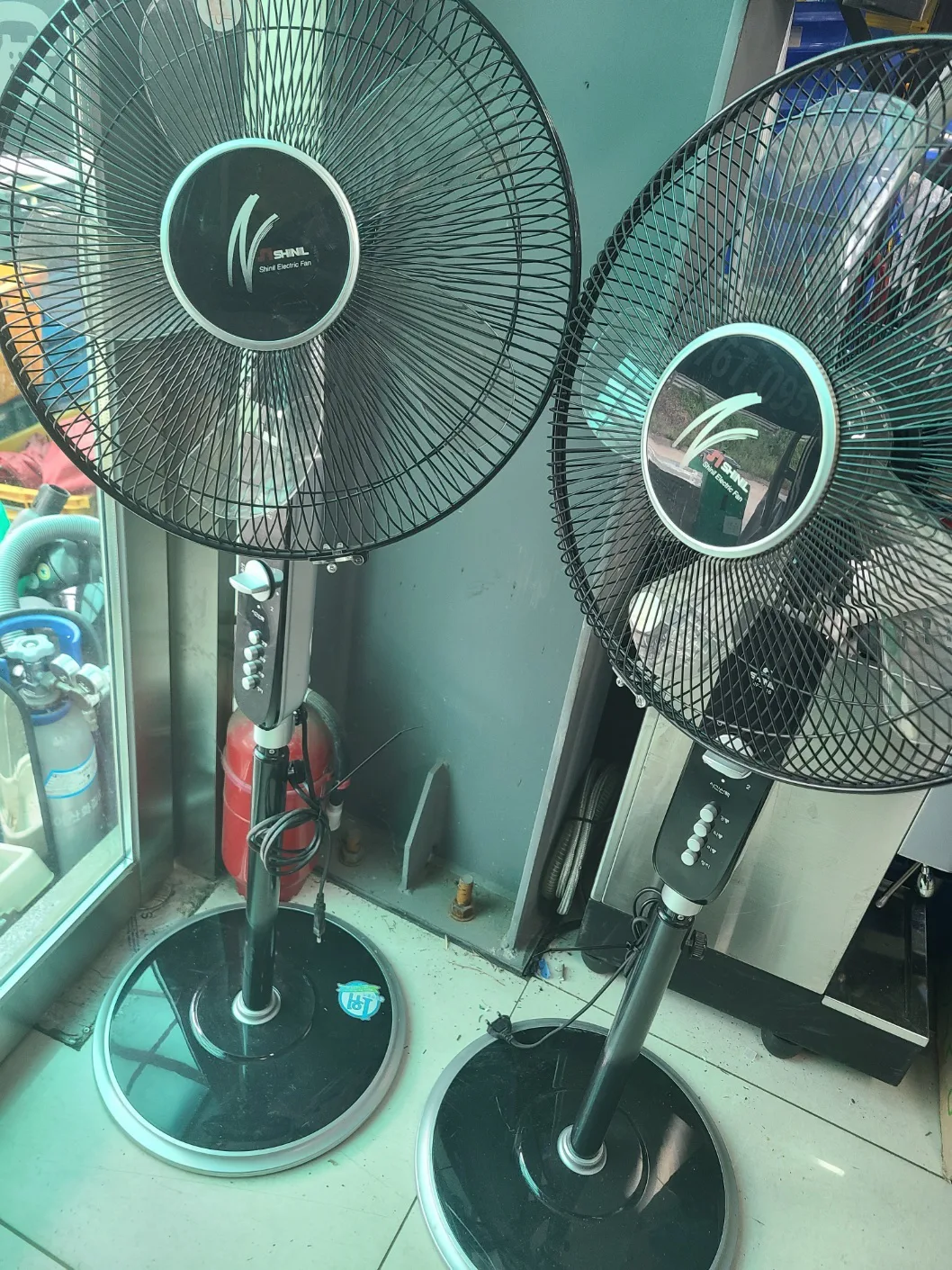 신일 스텐드형 16인치 저소음 선풍기 중고입니다