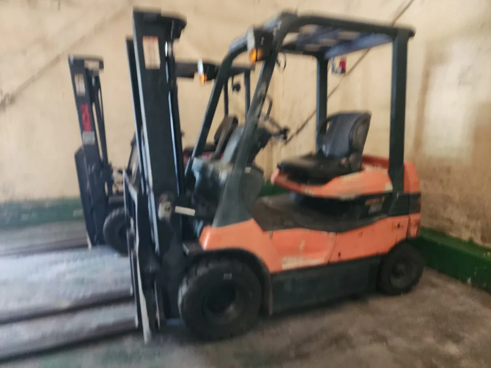 중고2톤 도요다 전동지게차