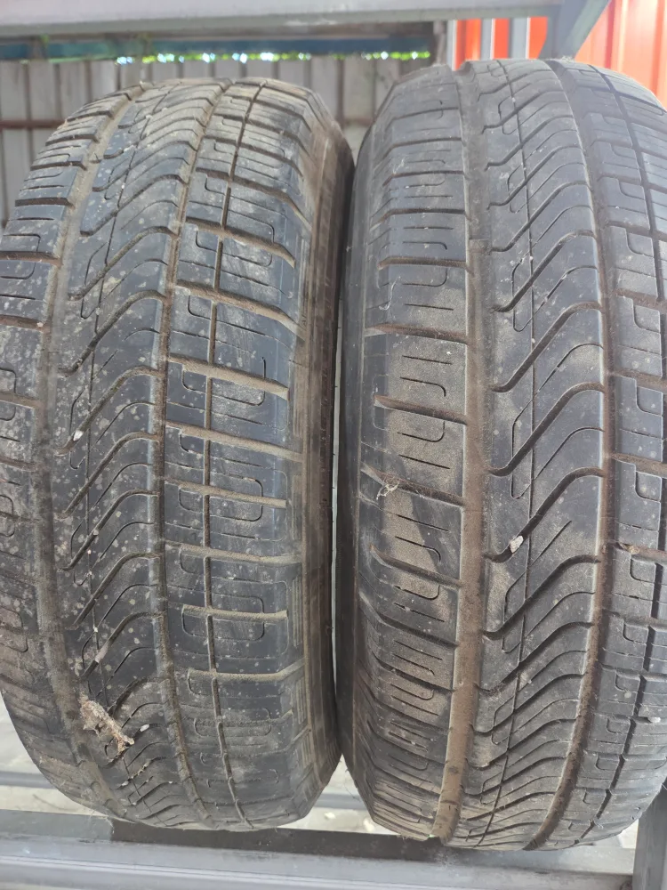 235 70 16 중고 타이어 2개