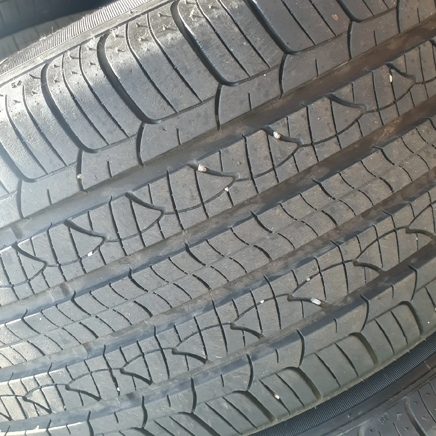 중고타이어ㆍ235/50R18 ㆍ2개