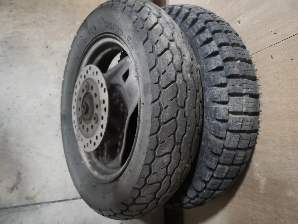 오토바이 타이어