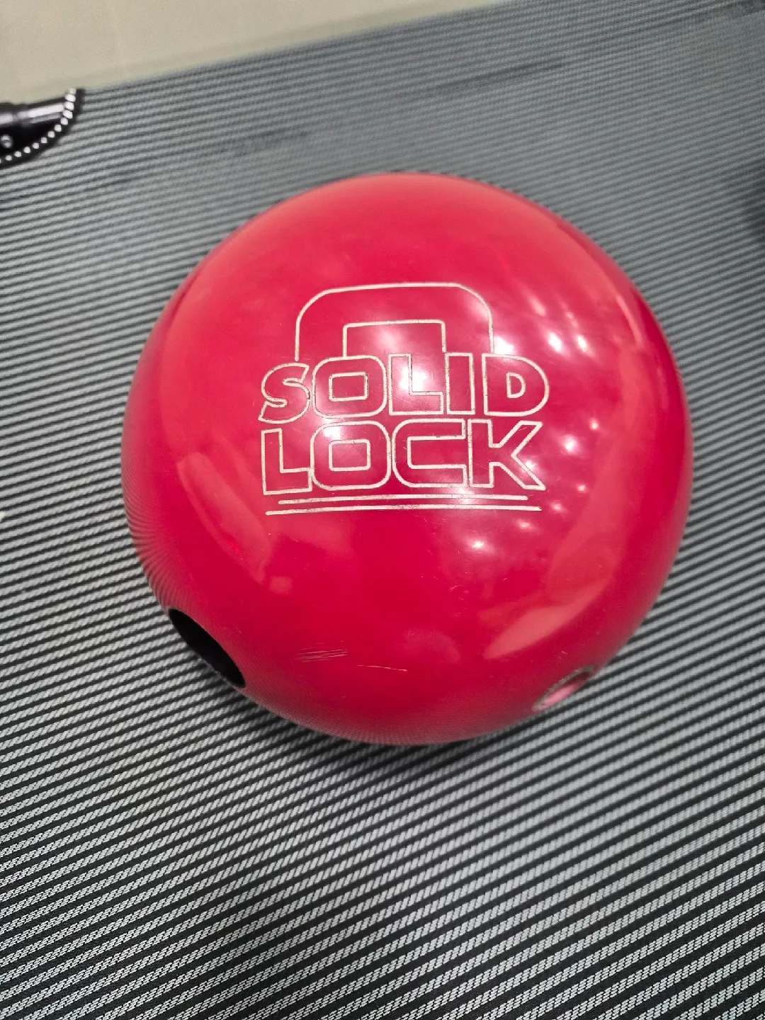 스톰 솔리드락 15파운드중고볼판매합니다😄