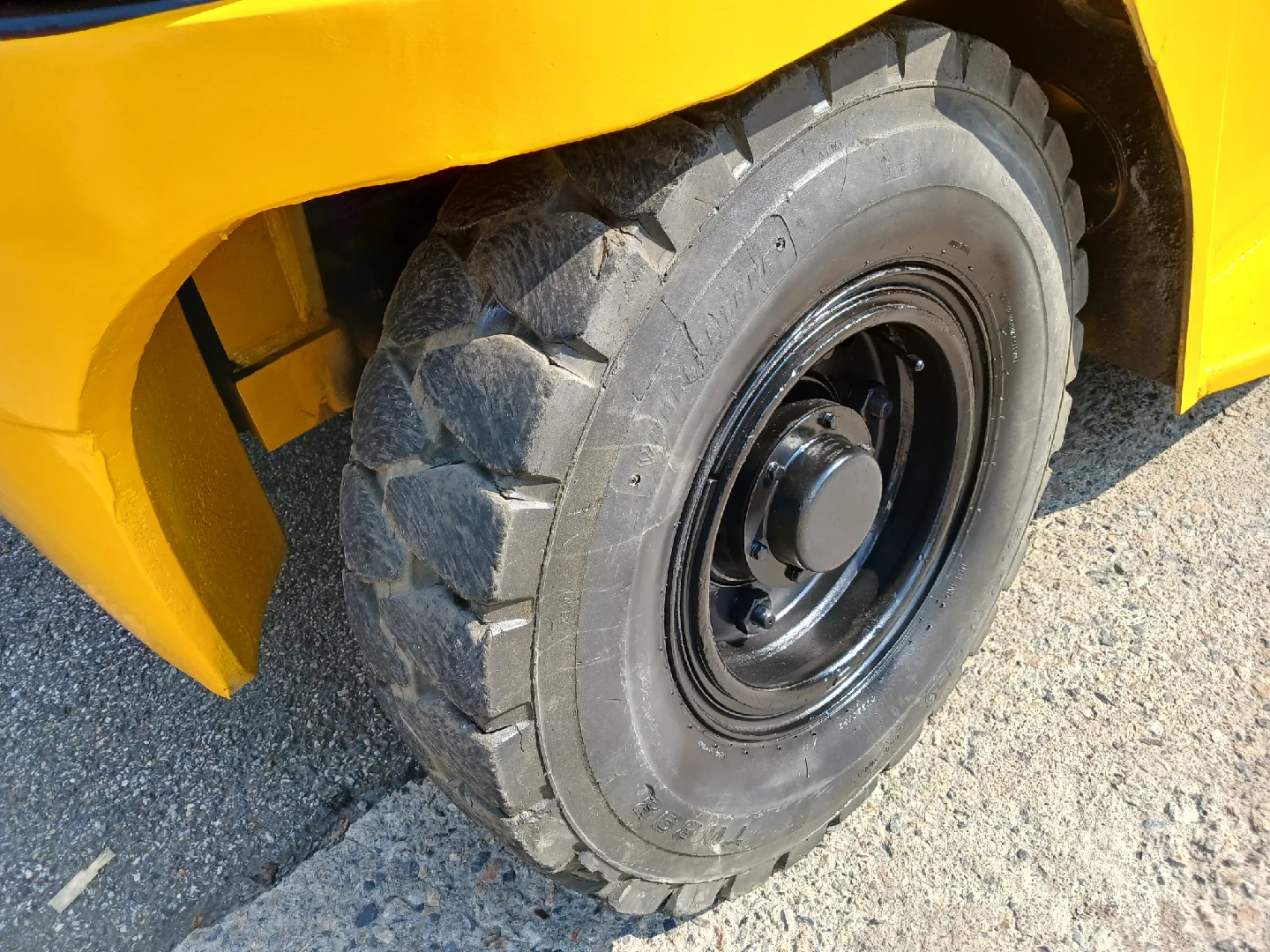 저렴한 두산 5톤 캐빈 자동발 중고지게차 디젤지게차 매매 1350만원 저렴하게 판매합니다,