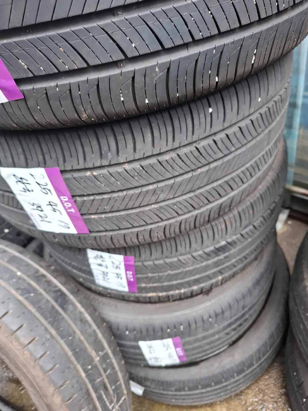 중고타이어 이월타이어 정리합니다