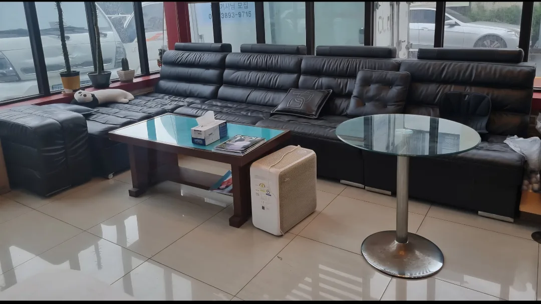 다양한 중고 소파 모음