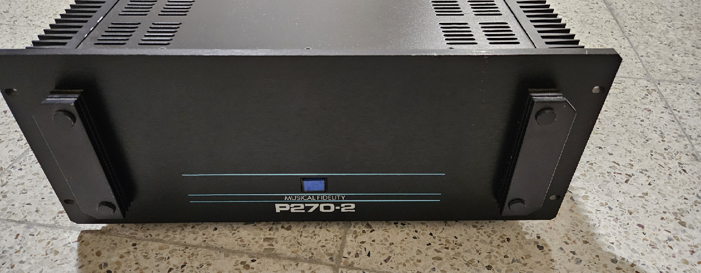 Musical Fidelity P270-2 앰프