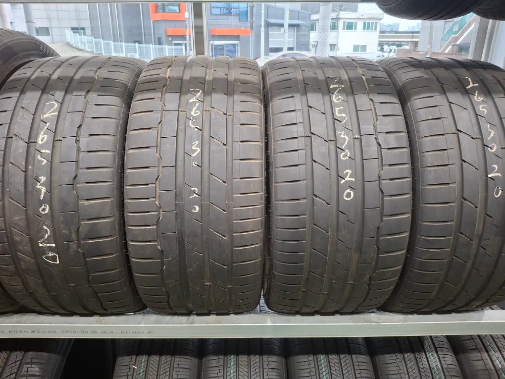 265/30/20 중고 타이어 특a급
