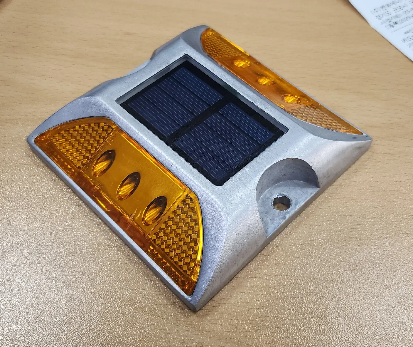 (중고)태양광 도로표지병(바닥거치형)