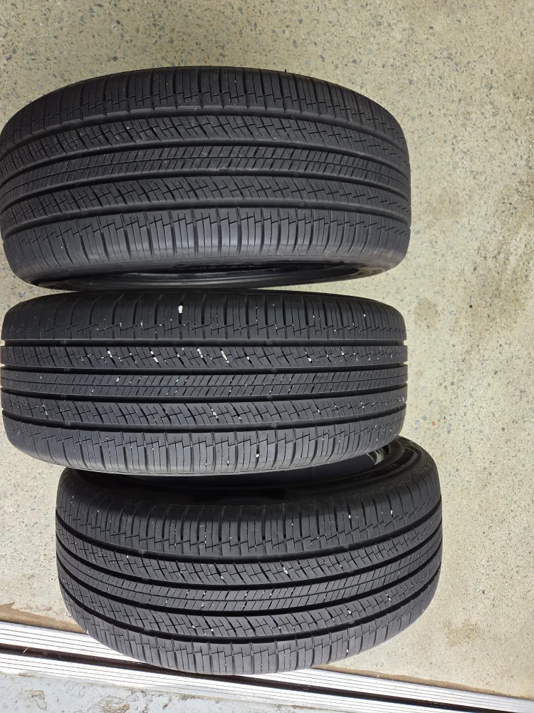 235 50 19 중고3개