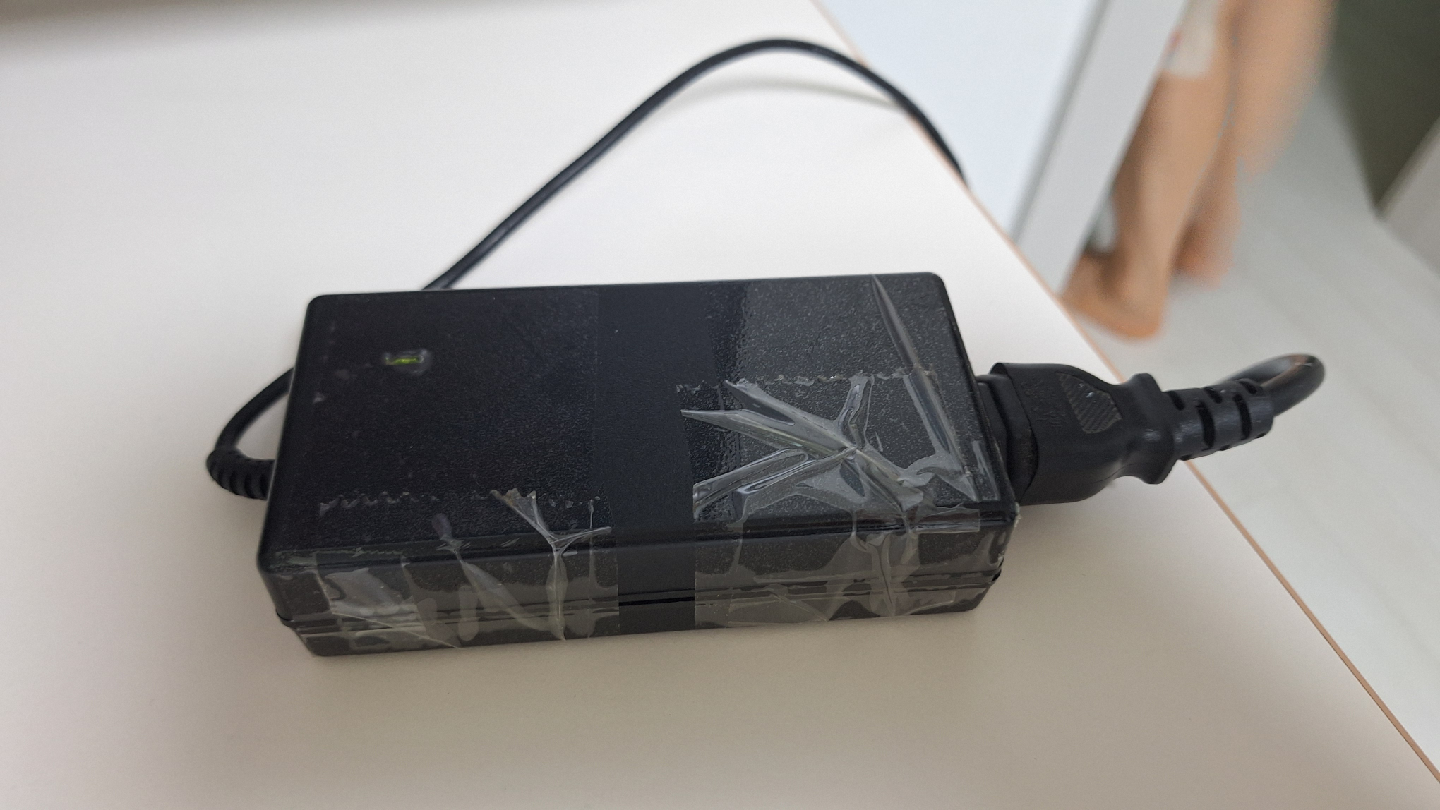 한성 울트론 2760G Plus 모니터