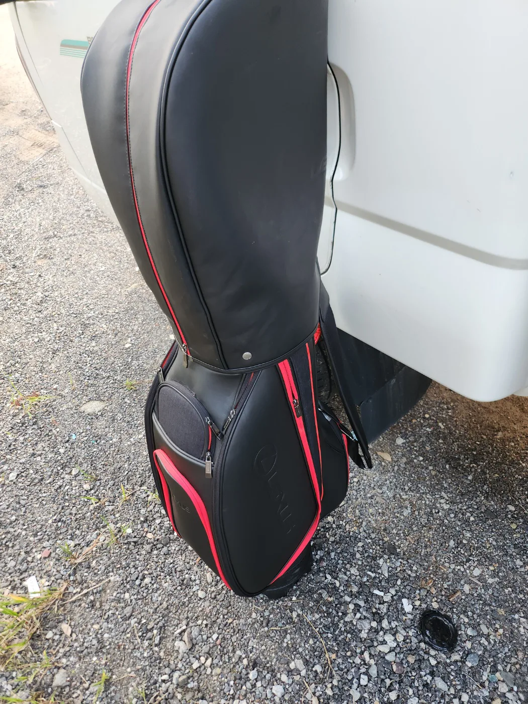 렉서스 블랙&레드 스탠드 캐디백 미사용 중고입니다