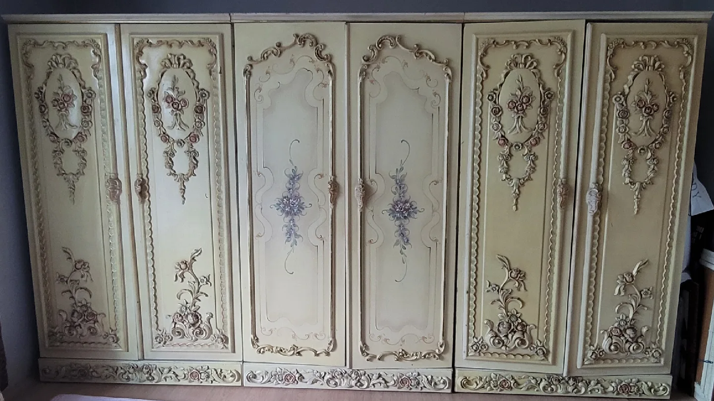 중고 배스티아가구 열한자 앤틱 플라워 장롱