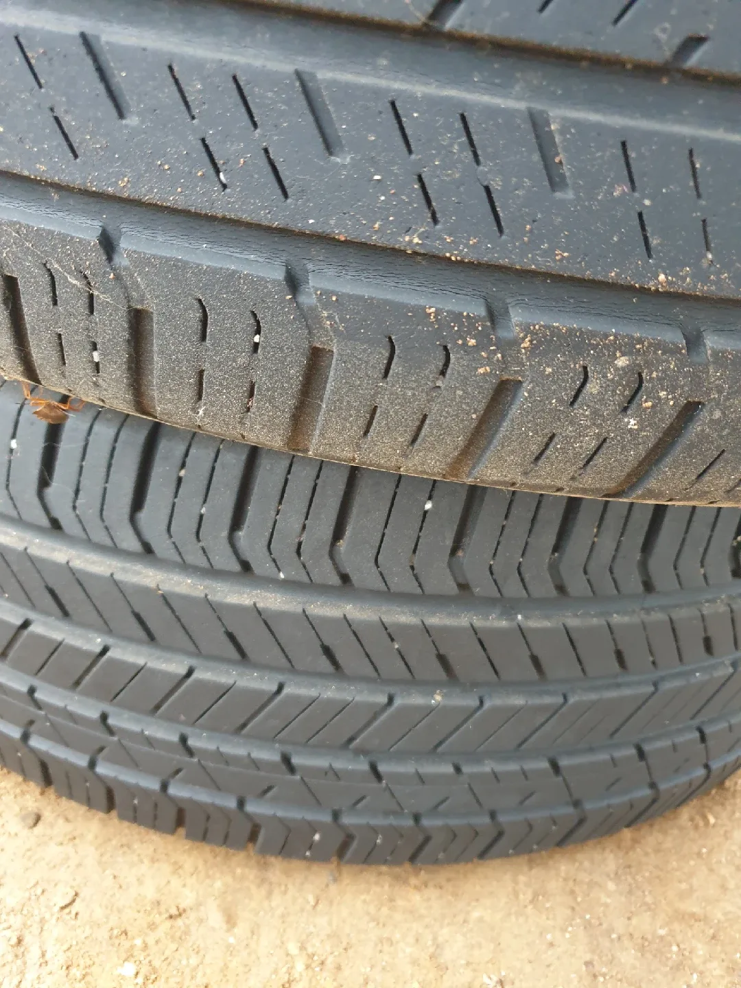 235/65R18 중고 타이어