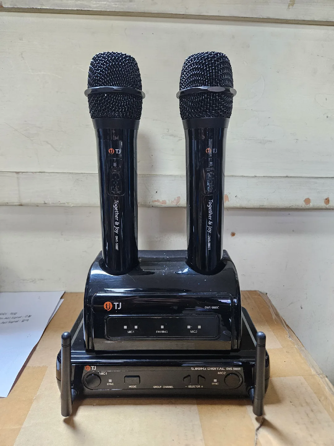노래방무선마이크 TJ미디어 고급형모델 DWS5800 마이크망 새것
