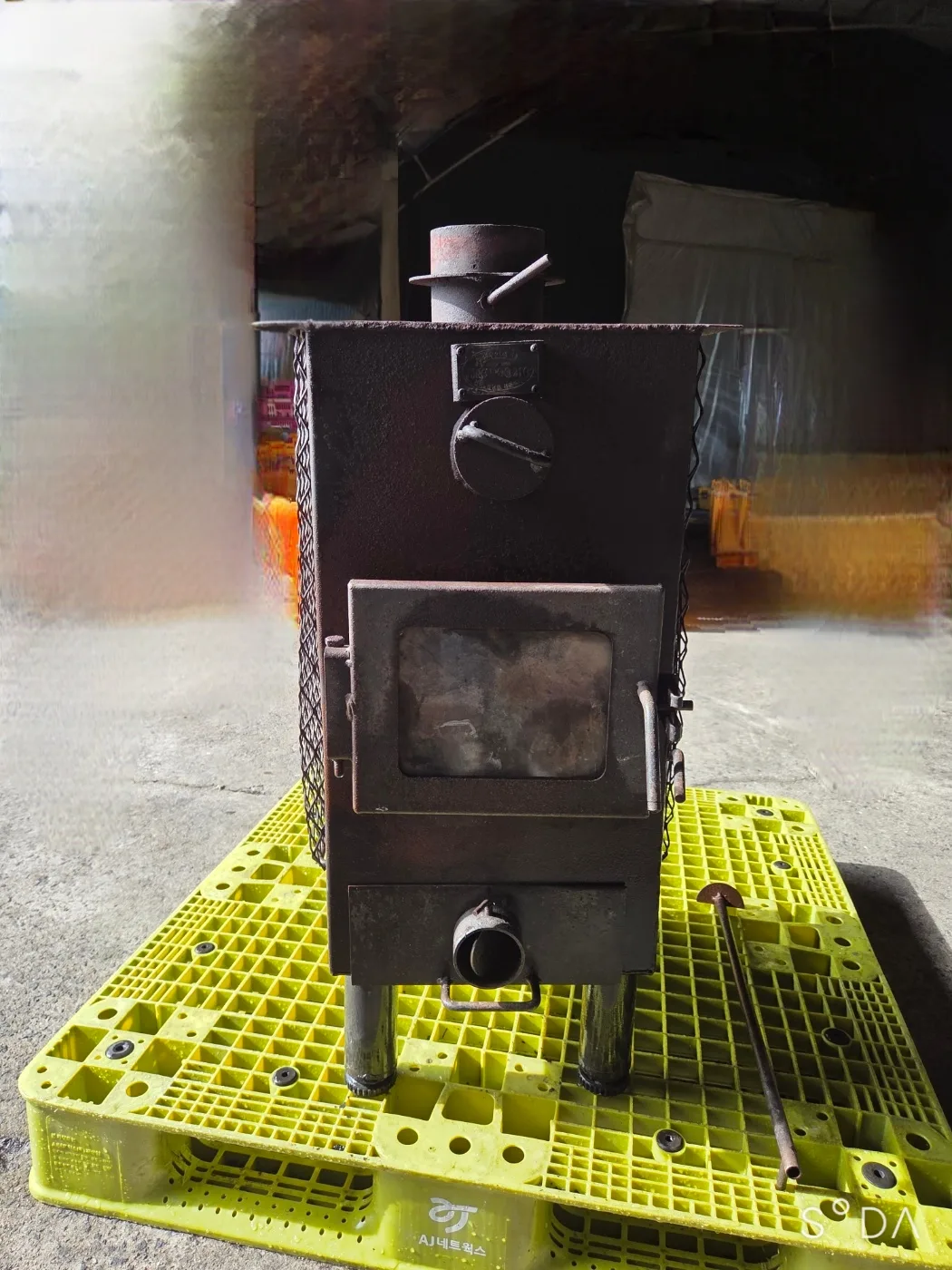 중고 나무 난로