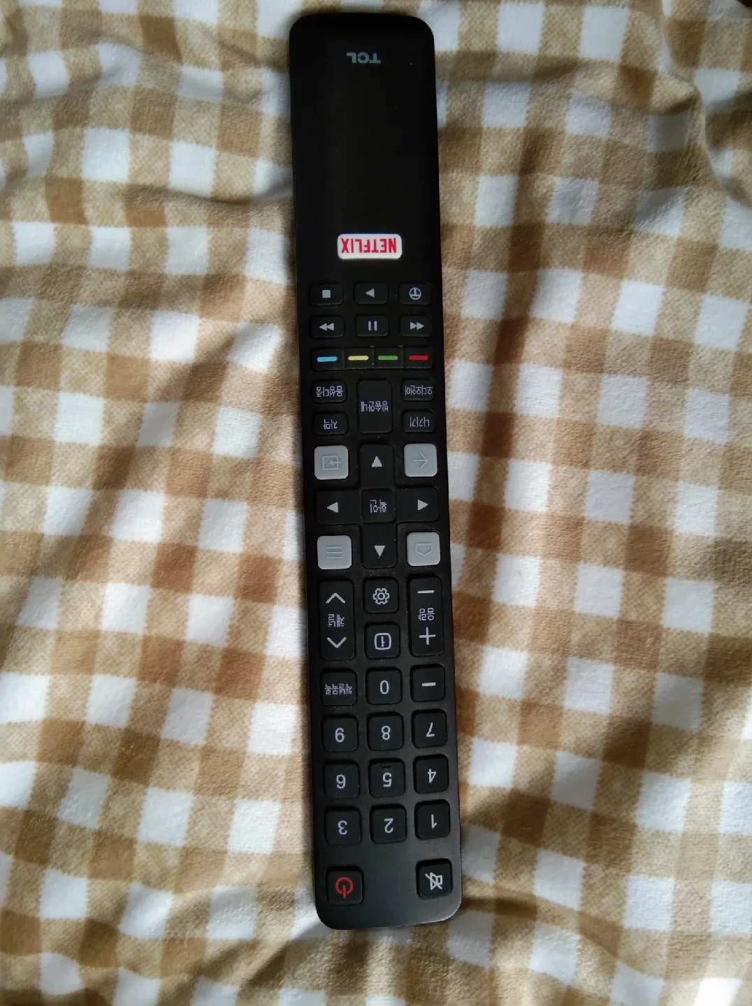 TCL 스마트티비 리모컨  새거같은 중고ㄱ 입니다  필요하면 갖다드릴게요