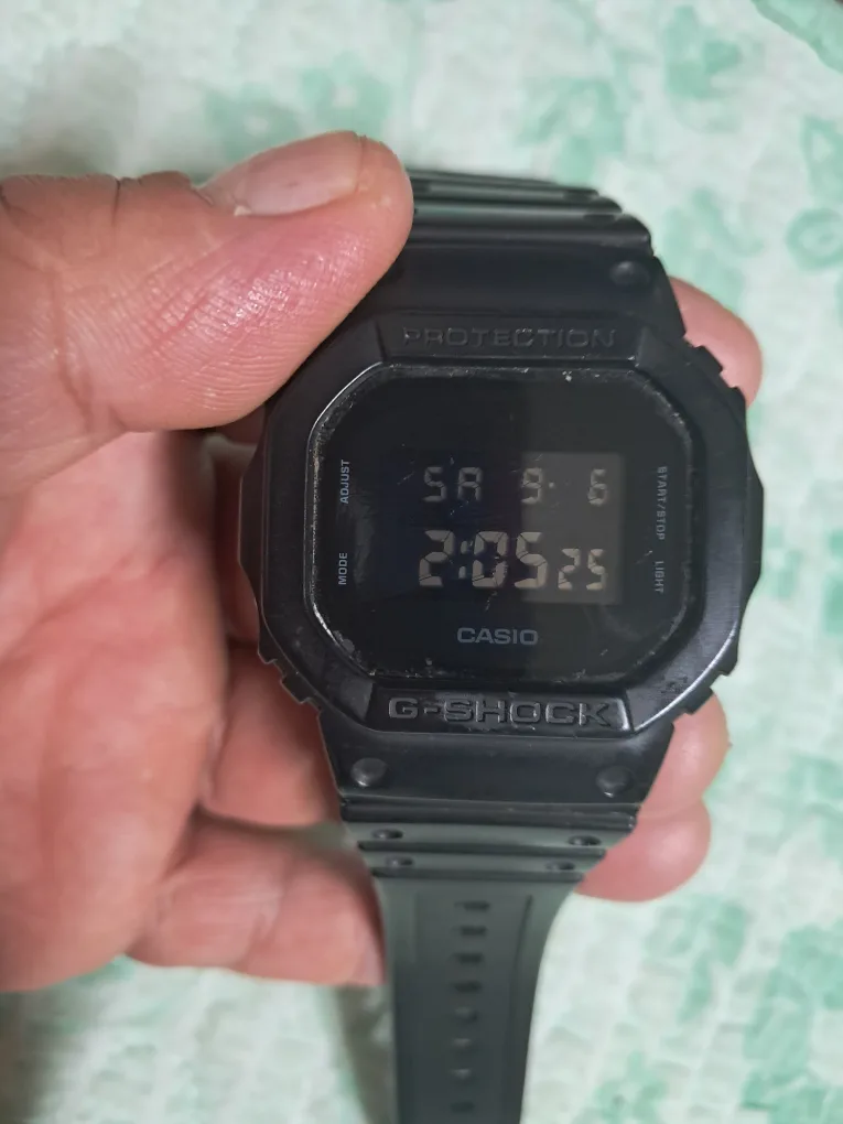 [중고] 지샥 카시오 지샥 반전 액정 디지털시계