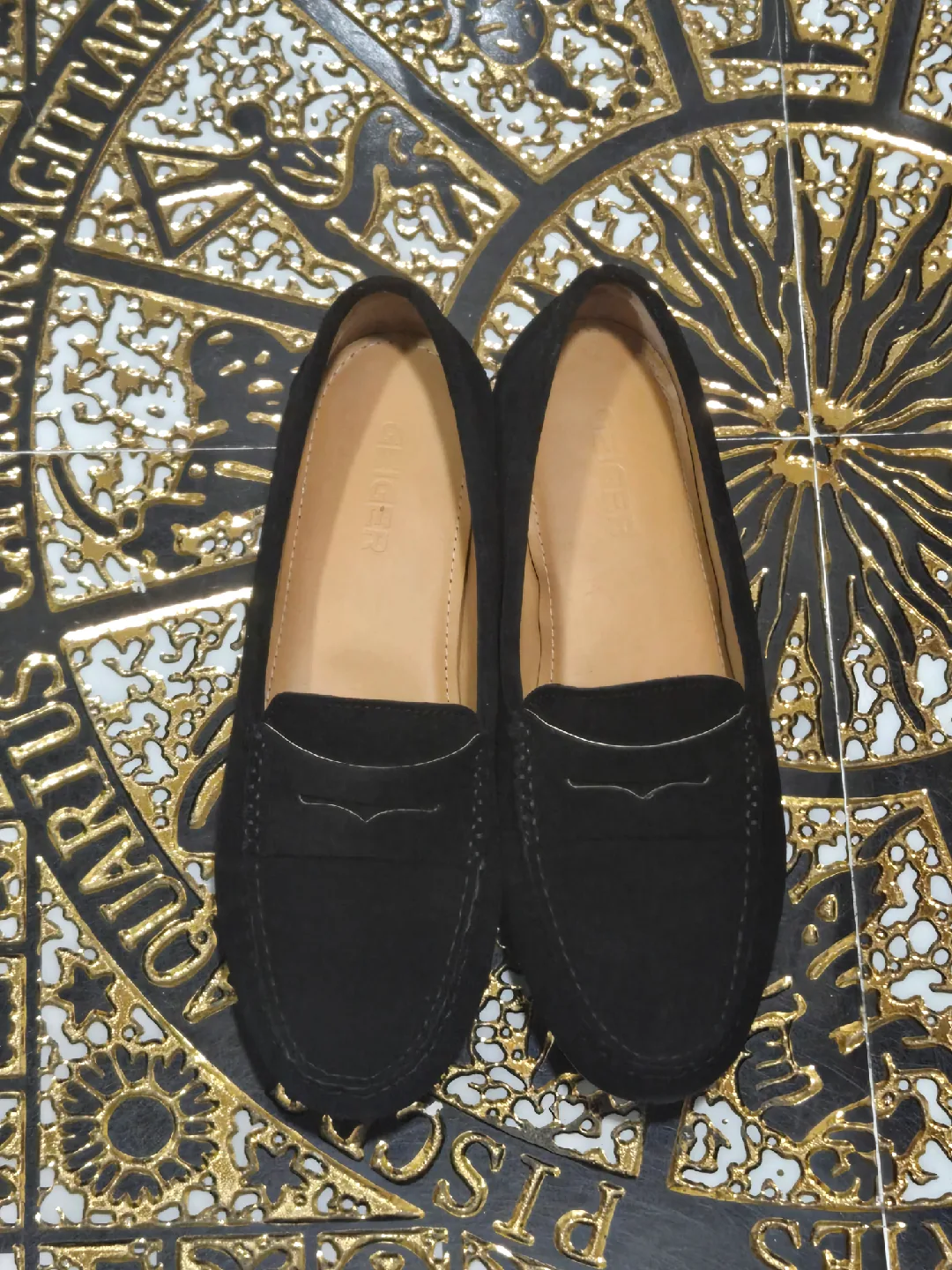 Geiger 여성 로퍼입니다