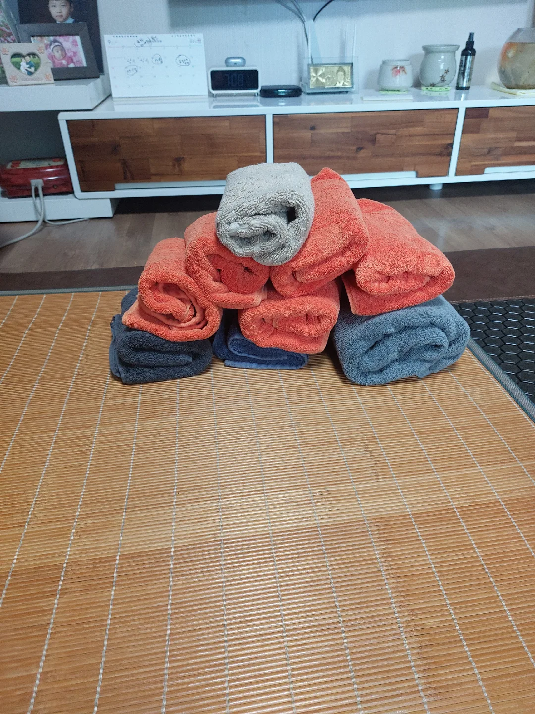 헌수근 팝니다  9장 세탁 다 해두었고요 새거 같은 중고  입니다