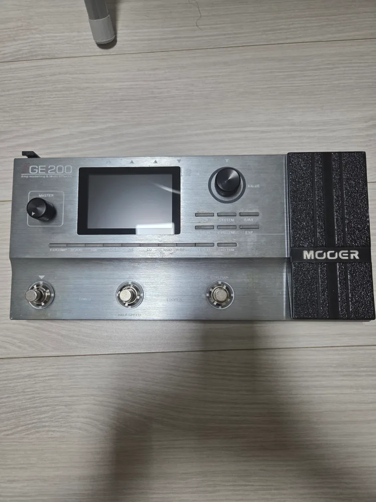 Mooer GE200 멀티 이펙터 (가격내림)