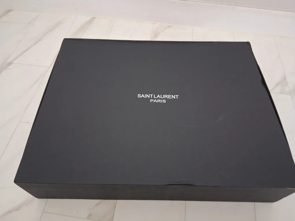 생로랑 블랙 레더 숄더백 (새상품)