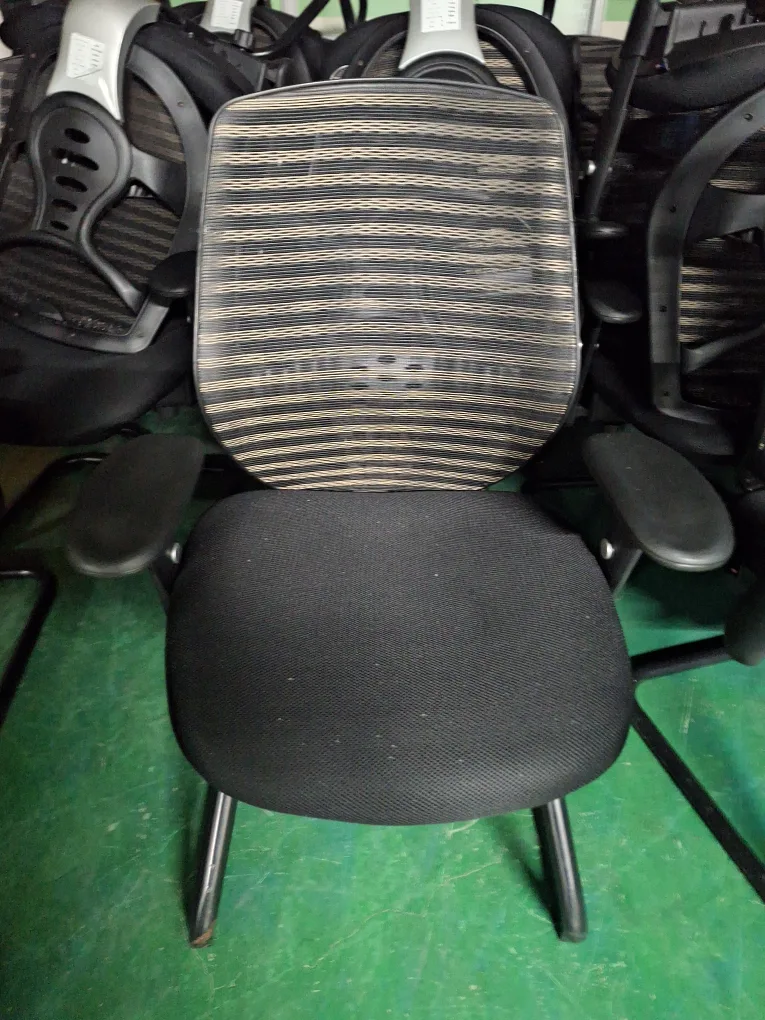 무바퀴 중고 사무용 의자 20대 (바퀴 없음)