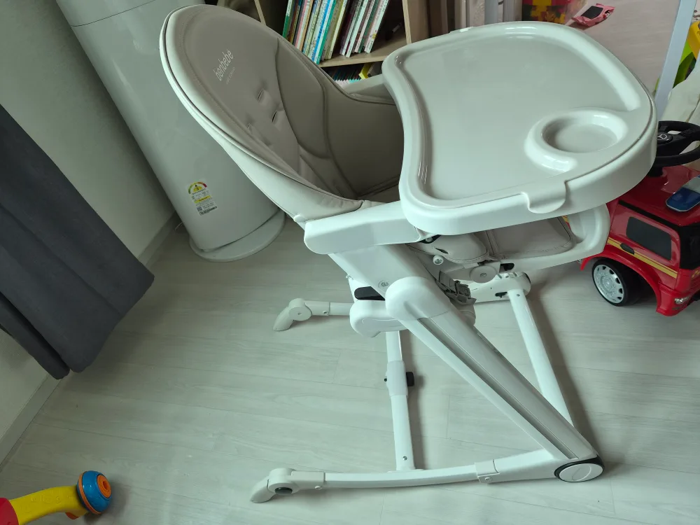 본베베 유아 식탁의자