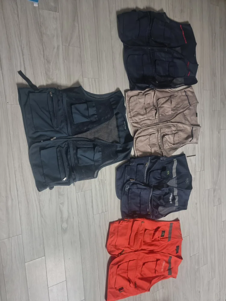 중고 작업 조끼 모음 티뷰크, 파브등등, 사이즈는 100~105/XL~2XL