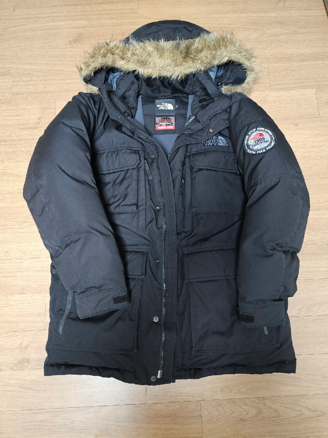 노스페이스 패딩 팝니다(중고) 사이즈100